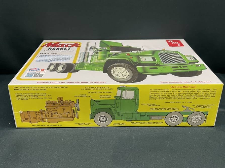 (未使用･未開封品)　プラッツ AMT1039 1/25 マック R685ST セミ・トラクター 未塗装プラスチックモデルキット wyeba8q Amazon | プラッツ AMT1039 1/25 マック R685ST セミ